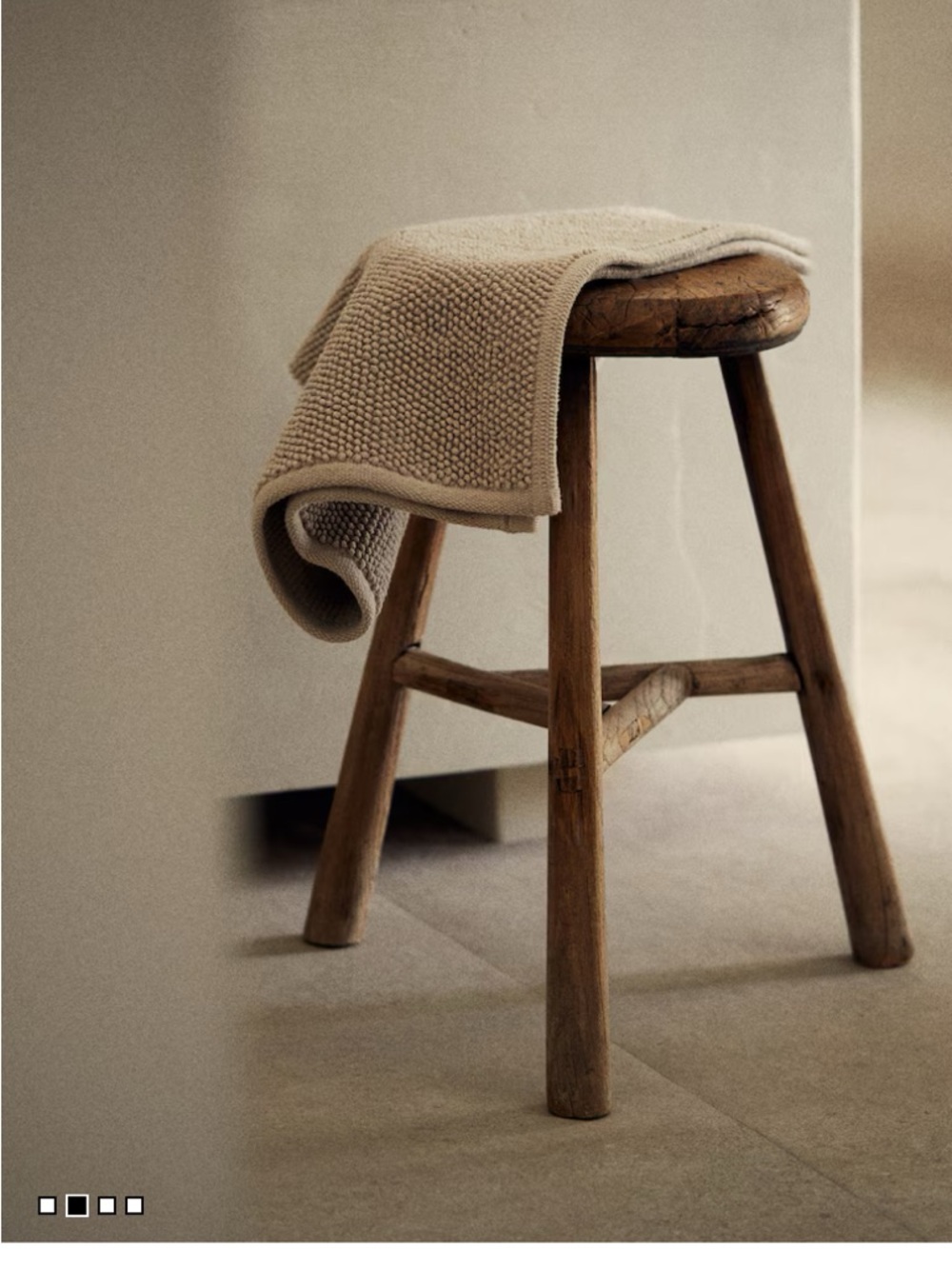 H&M Cream Textured Cotton Bath Mat